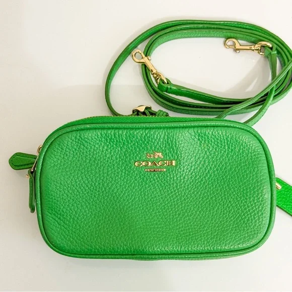 Vintage COACH Crossbody Green Purse in Polished Pebble Leather - Picture 4 of 13